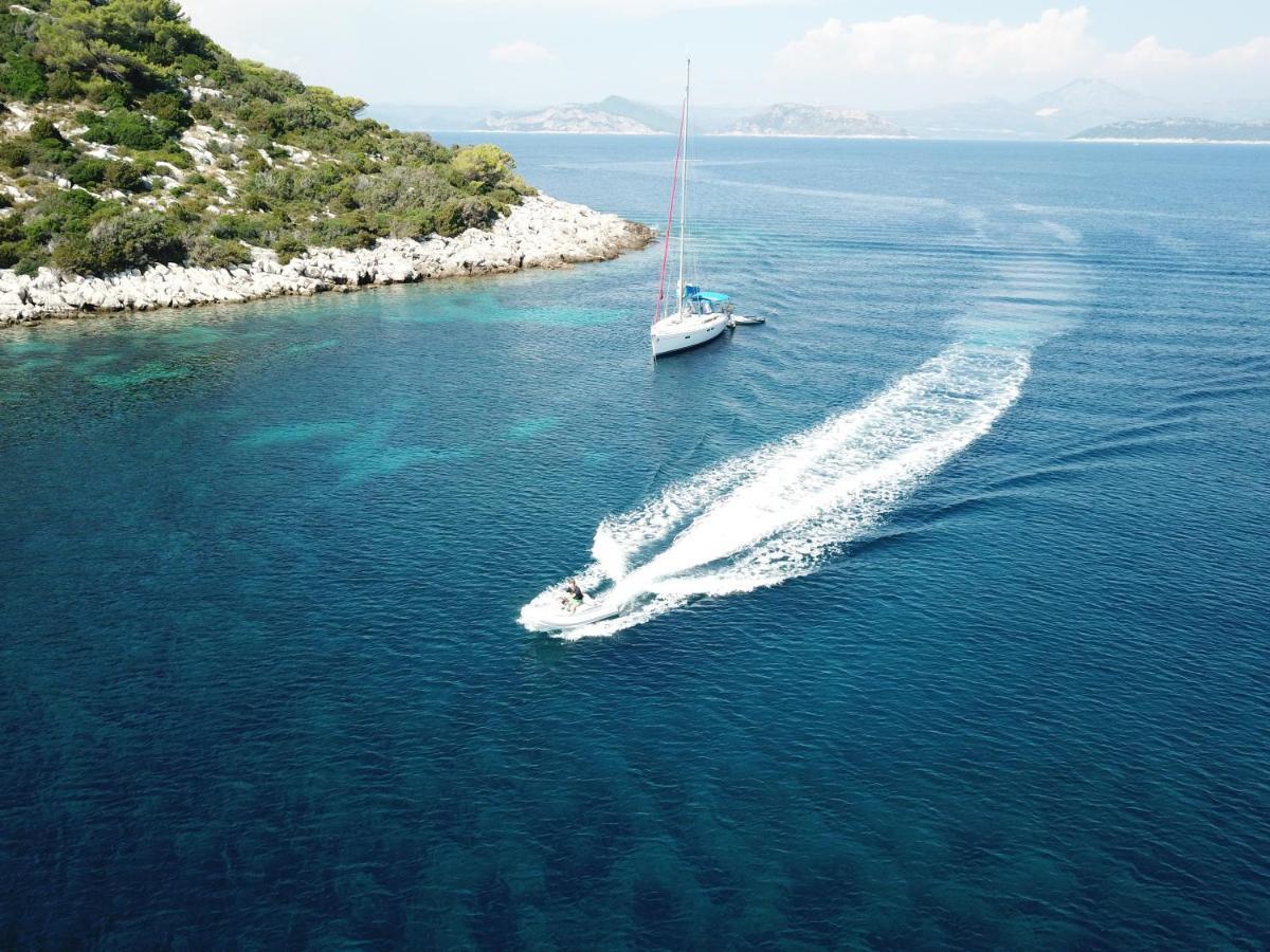 Accomodation Stermasi Maranovici ภายนอก รูปภาพ